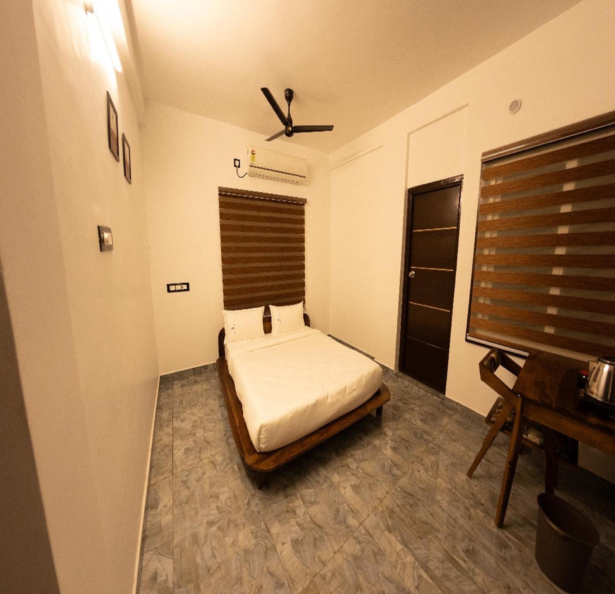 Courtyard Castle Heritage Resort Puducherry Buitenkant foto